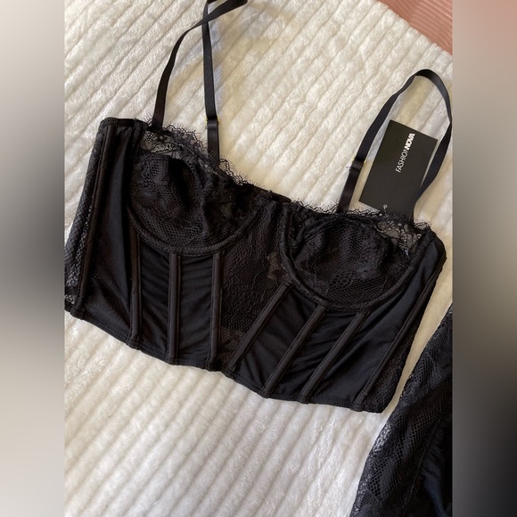 Fashion Nova Set - Picture 5 of 8